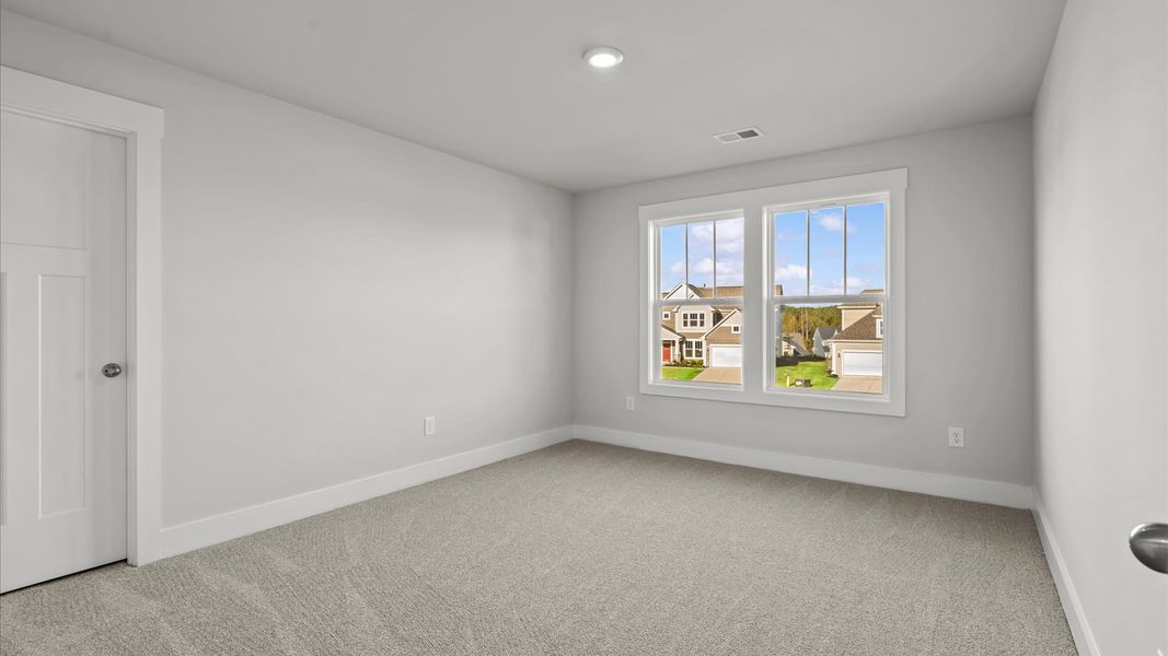 Furnished interior view inside a new home in Wells Crossing, Seneca (Image 27).