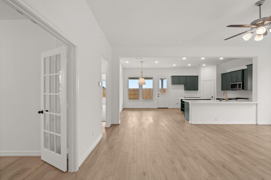 Note: Sample product photo. Actual exterior and interior selections may vary by homesite. Photo may be virtually staged