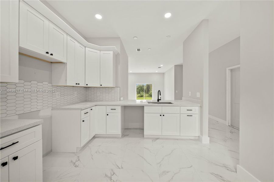 Furnished interior view inside a new home in , Lehigh Acres (Image 10).