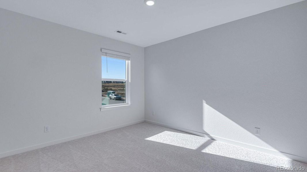 Spacious, unfurnished interior of a new home in Timberleaf, Thornton (Image 42).