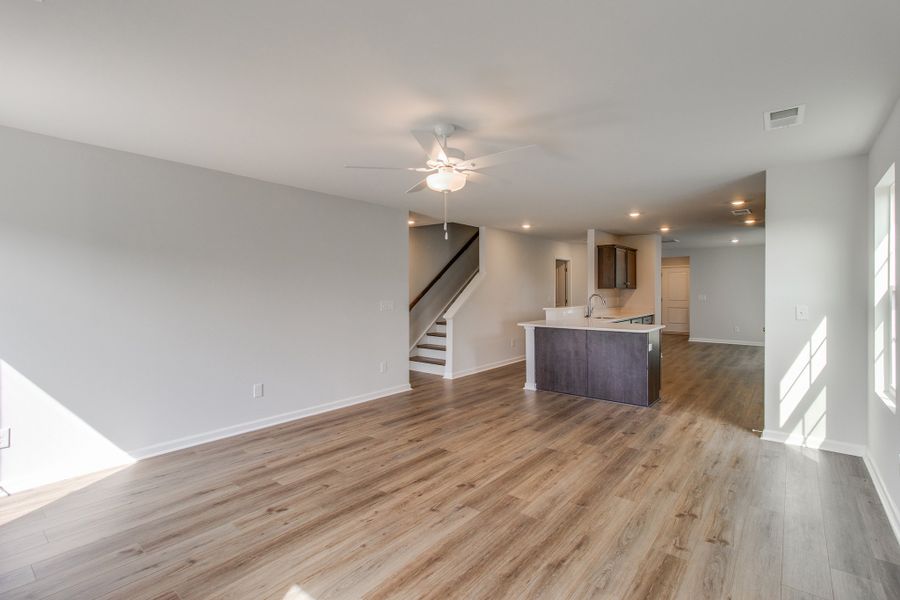 Spacious, unfurnished interior of a new home in Bluefield, Lexington (Image 20). Spacious, unfurnished interior of a new home in Bluefield, Lexington (Image 20).