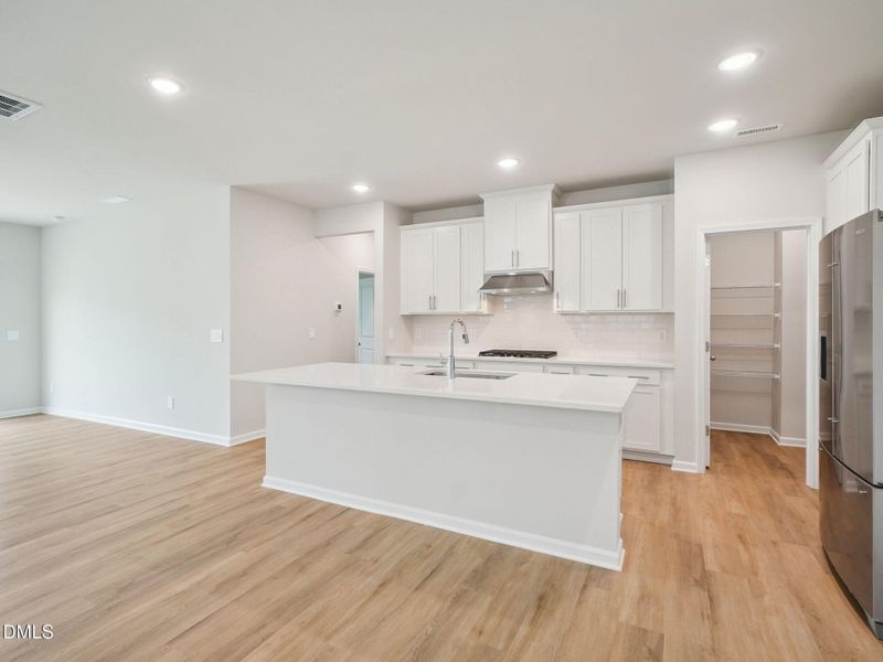 12-web-or-mls-Raleigh - River Glen - 636