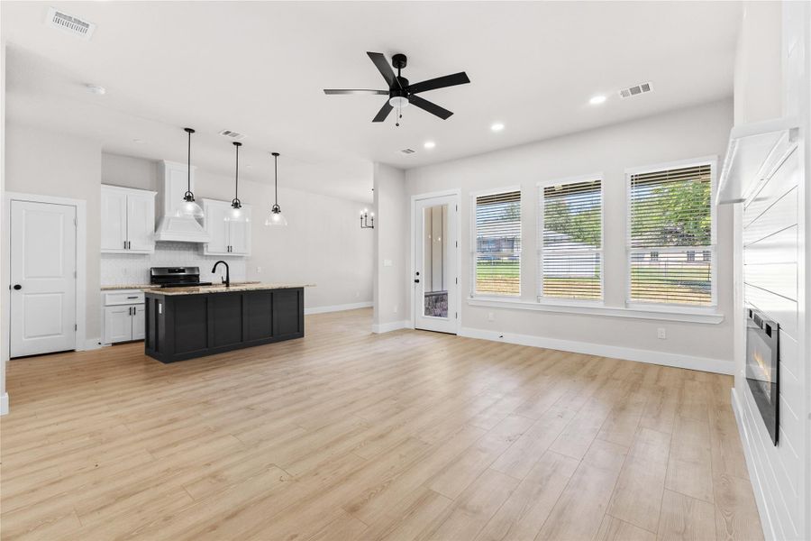 Furnished interior view inside a new home in , Brenham (Image 7). Furnished interior view inside a new home in , Brenham (Image 7).