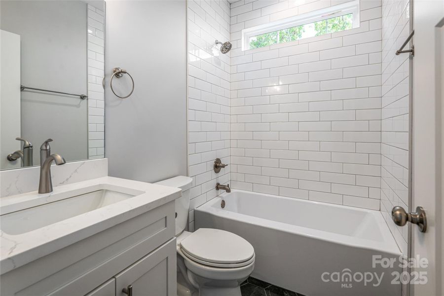 Image 41 of a home in .