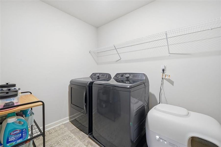 Close-up of interior finishes inside a home in , Dallas (Image 23).