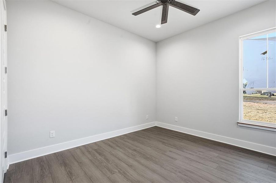 Spacious, unfurnished interior of a new home in , Woodway (Image 14).