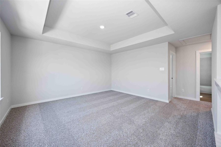 Spacious, unfurnished interior of a new home in Sandrock Station, Houston (Image 26).