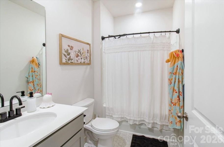 2nd full bathroom 2nd full bathroom