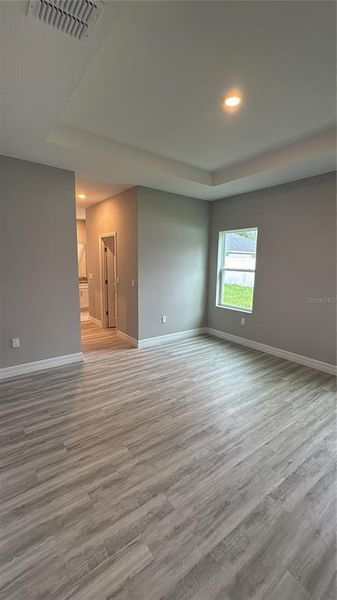 Spacious, unfurnished interior of a new home in , Summerfield (Image 17).