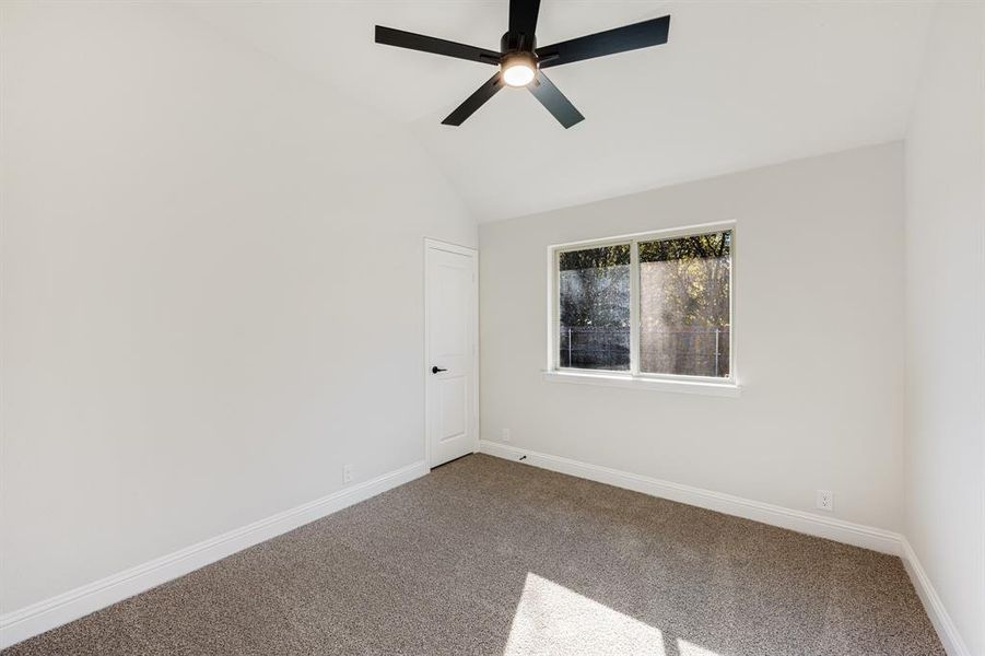 Spacious, unfurnished interior of a new home in Maplewood, Glenn Heights (Image 33).