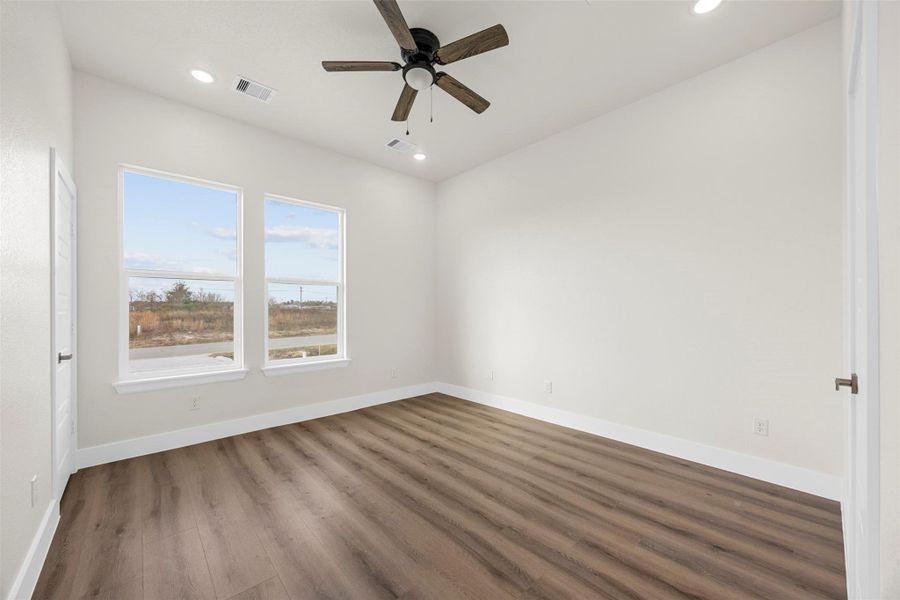 Spacious, unfurnished interior of a new home in , Cleveland (Image 21).