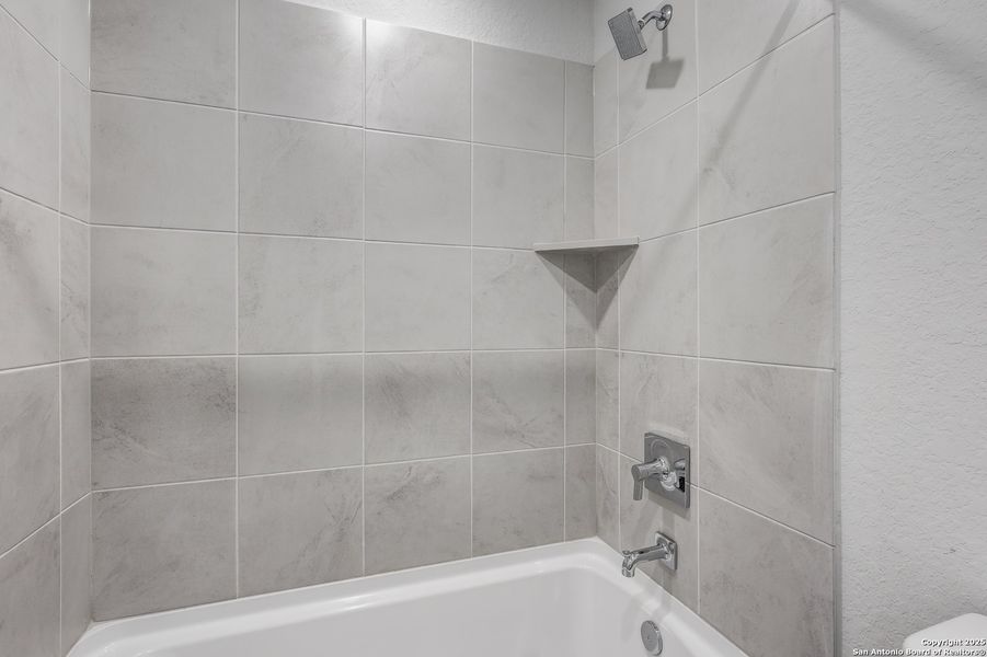 Close-up of interior finishes inside a home in Hacienda, San Antonio (Image 11).