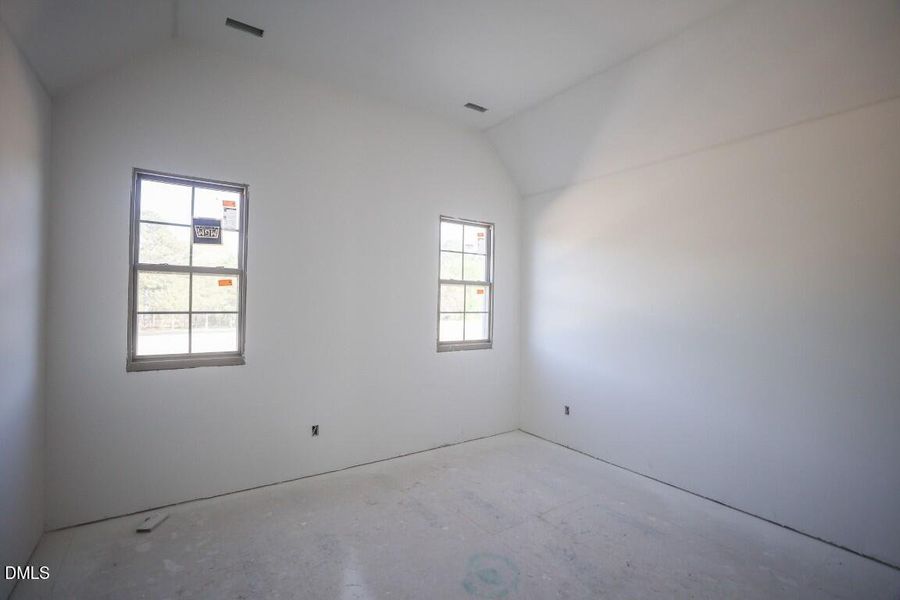 GQ6A1531 (Medium) GQ6A1531 (Medium)