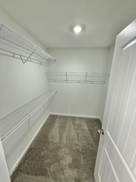 Image 7 of a home in Stone Fort Meadows.