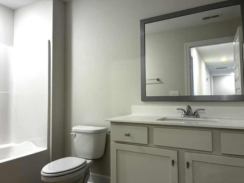 Furnished interior view inside a new home in Holly Ridge, Greenville (Image 8).