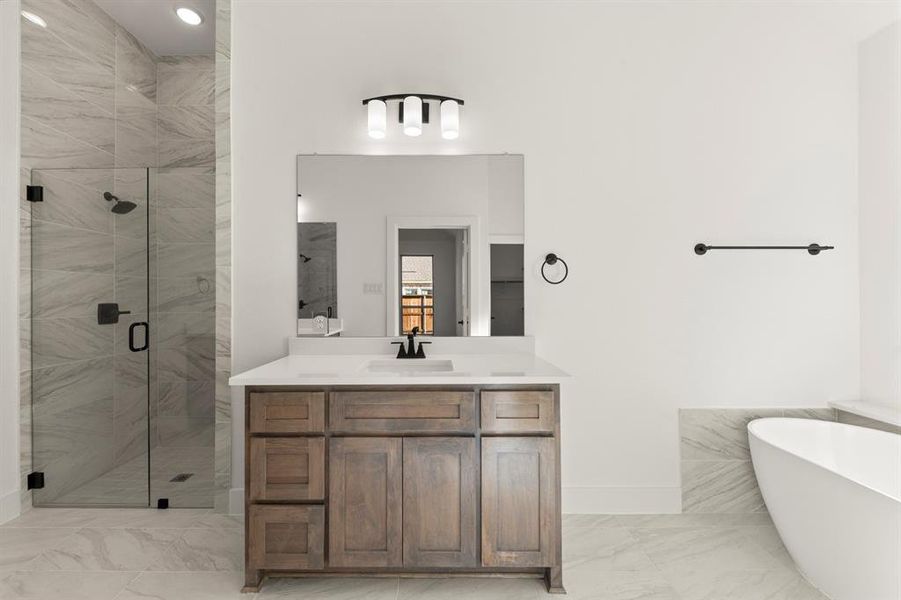 19. 1031 Gracious - Bath