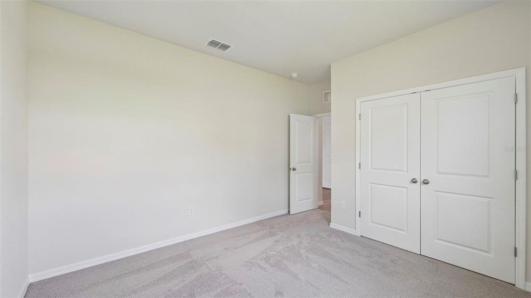 Spacious, unfurnished interior of a new home in Oakfield Trails, Parrish (Image 27).