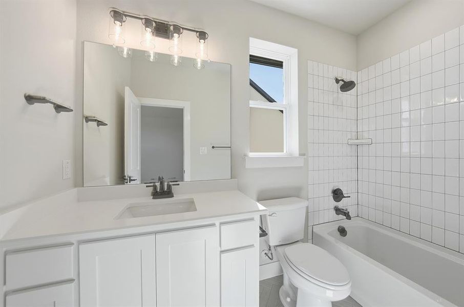 Furnished interior view inside a new home in , Prosper (Image 13).