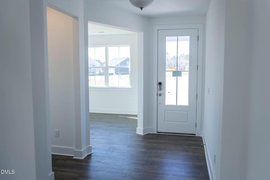 31 - entry way foyer