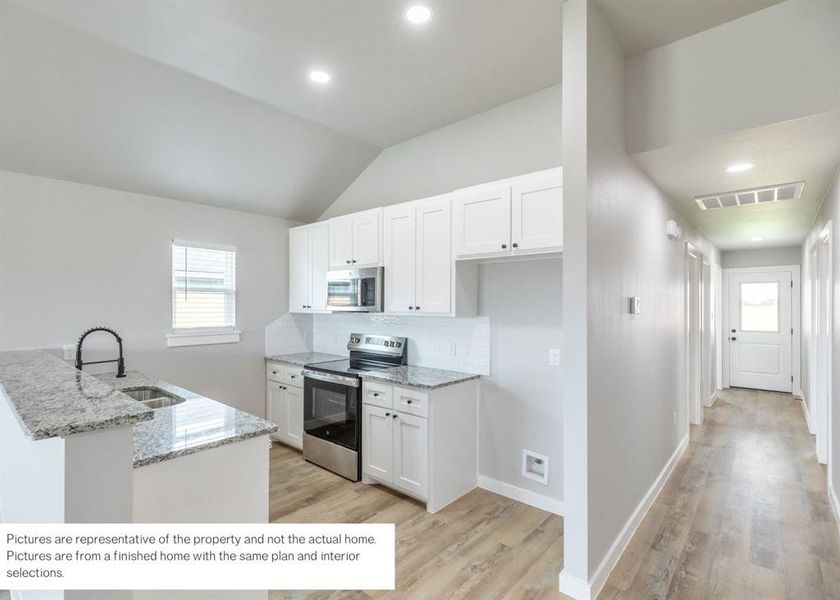 Furnished interior view inside a new home in , Abilene (Image 4).