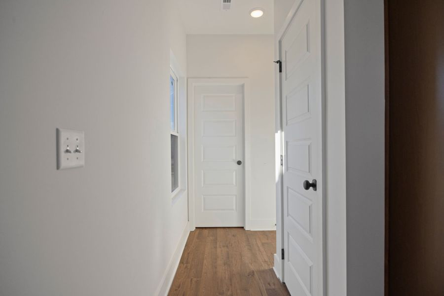 Representative unfurnished interior of a home built from the Fontaine Townhome by Parkside Builders in The Parks of Mill Town, Chattanooga (Image 22).