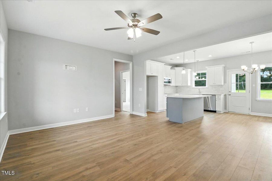 08-100 Sagewood Dr-8