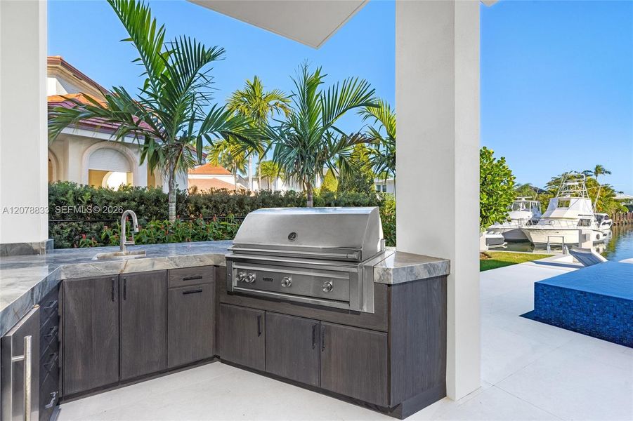 Exterior details and patio area of a home in , Fort Lauderdale (Image 28). Exterior details and patio area of a home in , Fort Lauderdale (Image 28).