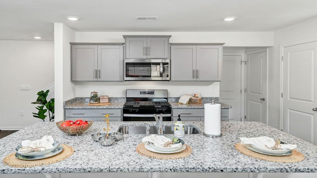 Furnished interior view inside a new home in Grand Oaks, Columbia (Image 8).
