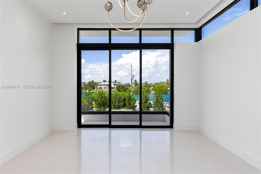 Spacious, unfurnished interior of a new home in , Hillsboro Beach (Image 26). Spacious, unfurnished interior of a new home in , Hillsboro Beach (Image 26).
