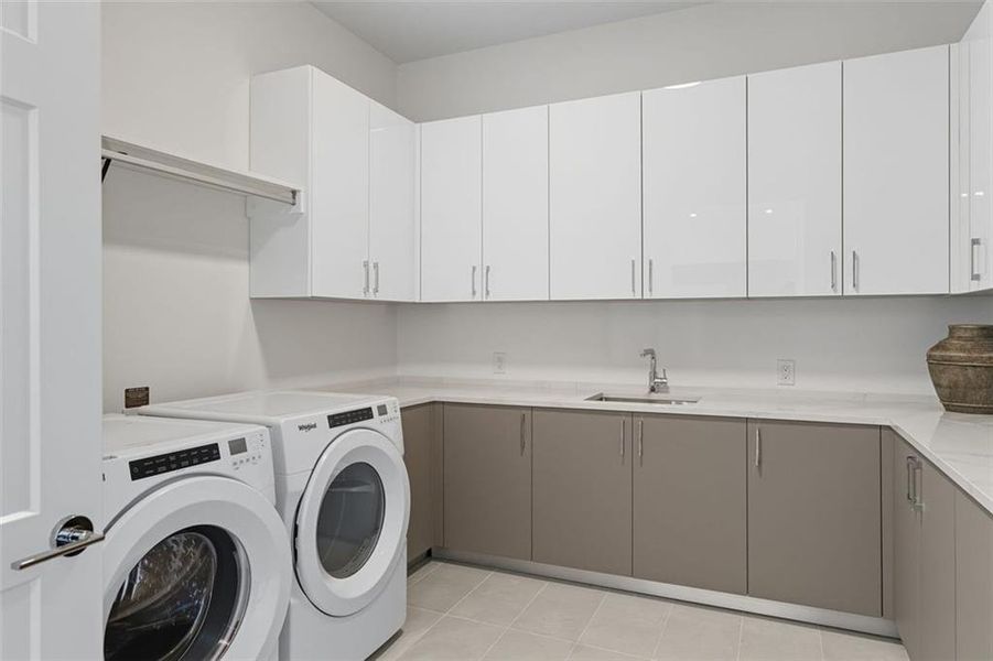Furnished interior view inside a new home in The Dillon Buckhead, Atlanta (Image 6).