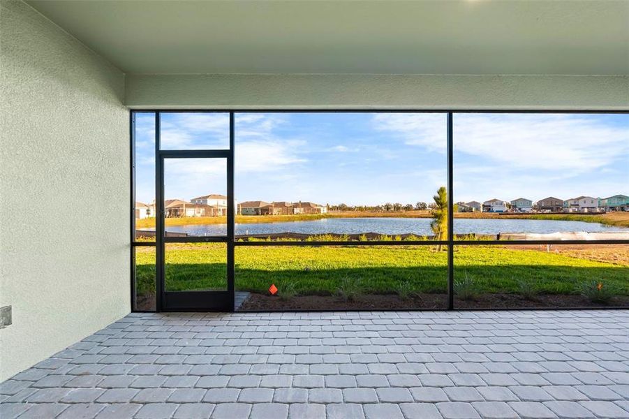 Exterior details and patio area of a home in Rye Ranch, Parrish (Image 26).