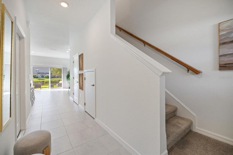 Spacious, unfurnished interior of a new home in Palmero, Nokomis (Image 24).