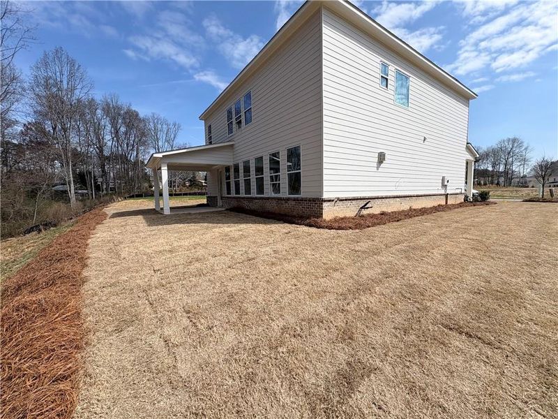 Exterior details and patio area of a home in Oak Valley Estates, Marietta (Image 4).