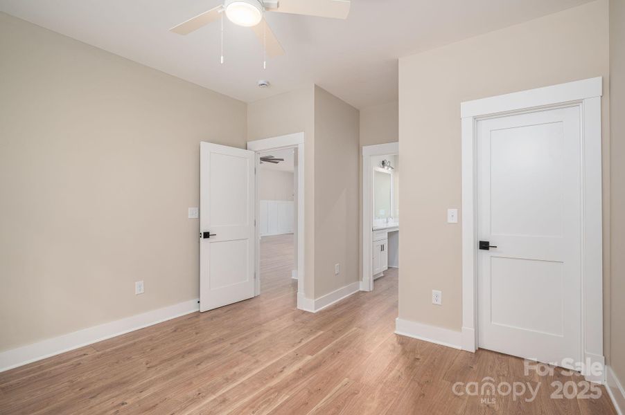 Spacious, unfurnished interior of a new home in , Lincolnton (Image 21).