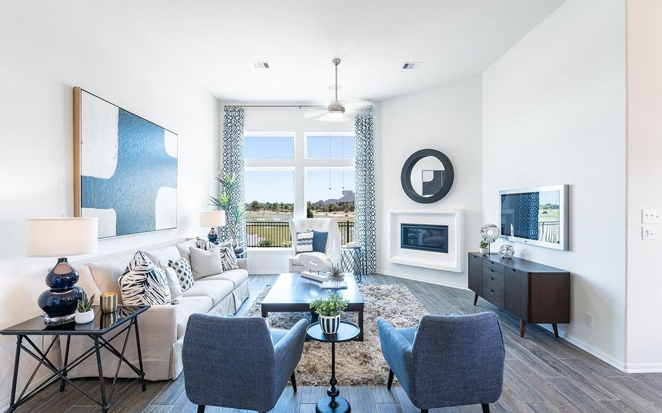 Furnished interior view inside a new home in Massey Oaks, Pearland (Image 8). Furnished interior view inside a new home in Massey Oaks, Pearland (Image 8).