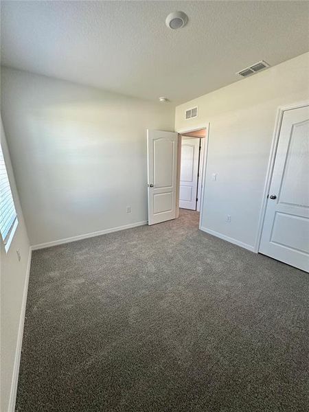 Spacious, unfurnished interior of a new home in , Kissimmee (Image 25).