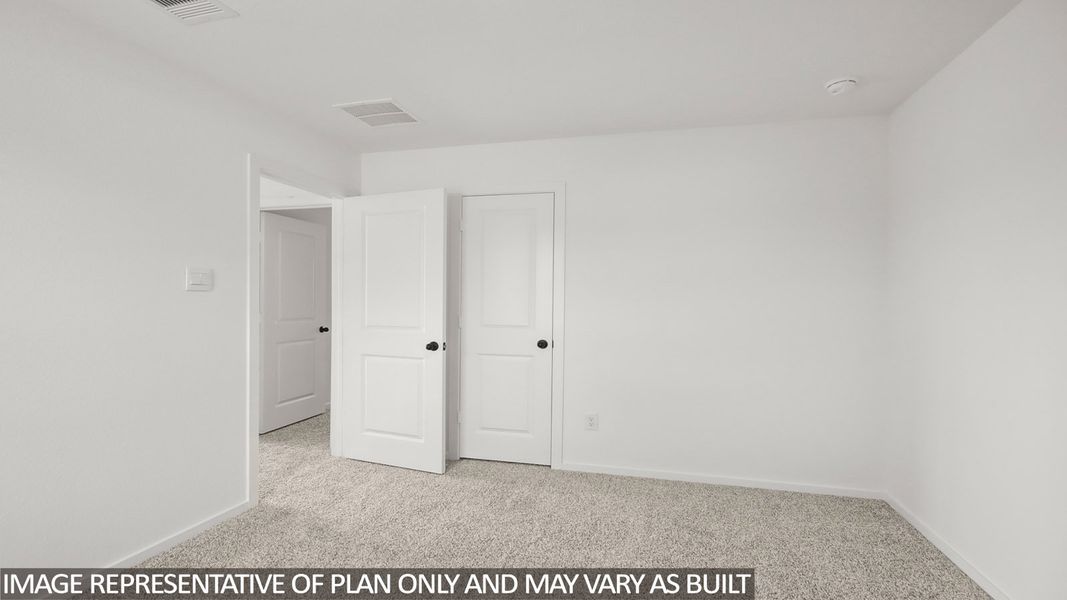 Spacious, unfurnished interior of a new home in Venetian Pines, Conroe (Image 17).