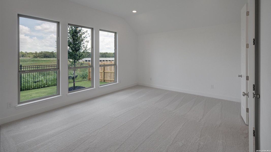 Spacious, unfurnished interior of a new home in Alsatian Oaks, Castroville (Image 25).