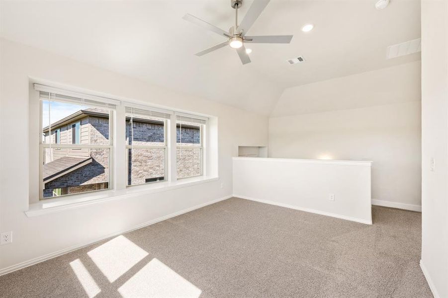 Spacious, unfurnished interior of a new home in Waterscape Classic 60s, Royse City (Image 23). Spacious, unfurnished interior of a new home in Waterscape Classic 60s, Royse City (Image 23).