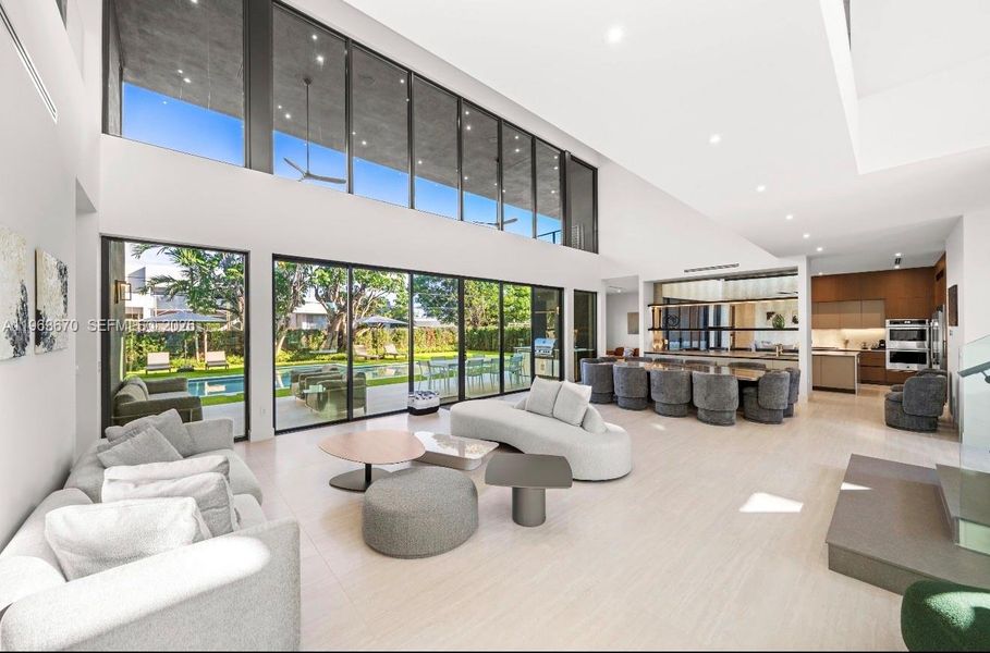 Community amenities in , Miami (Image 45).