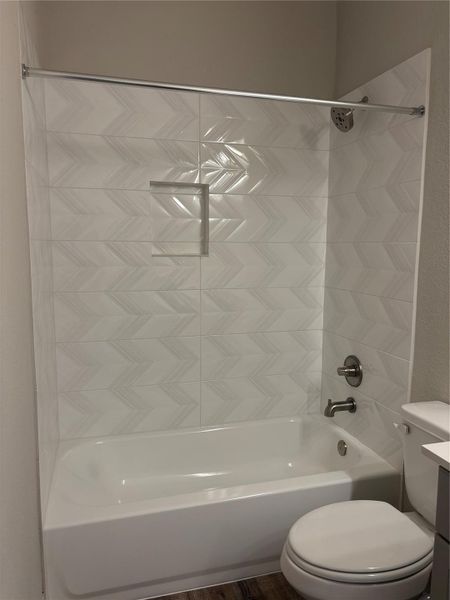 Close-up of interior finishes inside a home in , Palacios (Image 6). Close-up of interior finishes inside a home in , Palacios (Image 6).