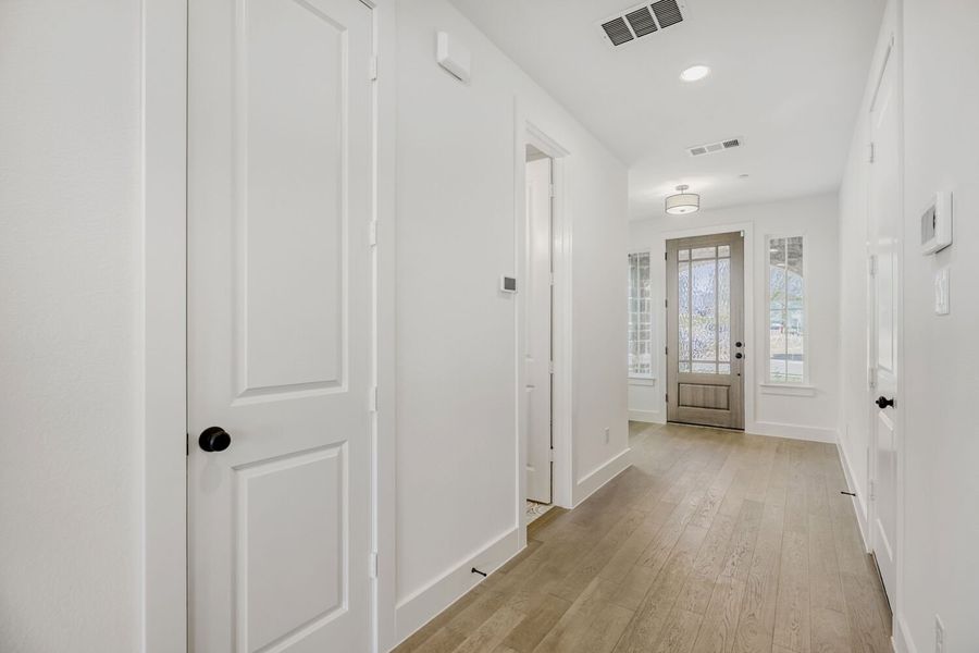 3112 Sir River - Entry