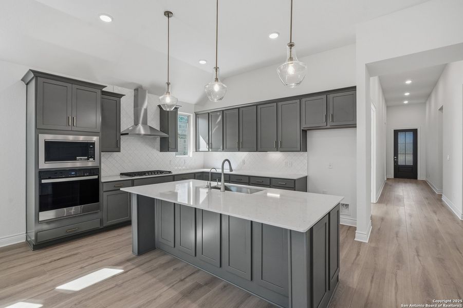 Furnished interior view inside a new home in Bison Ridge, San Antonio (Image 12). Furnished interior view inside a new home in Bison Ridge, San Antonio (Image 12).