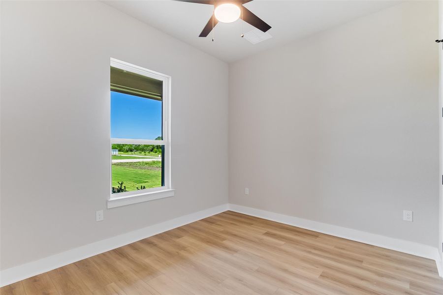 Spacious, unfurnished interior of a new home in , Bertram (Image 12).