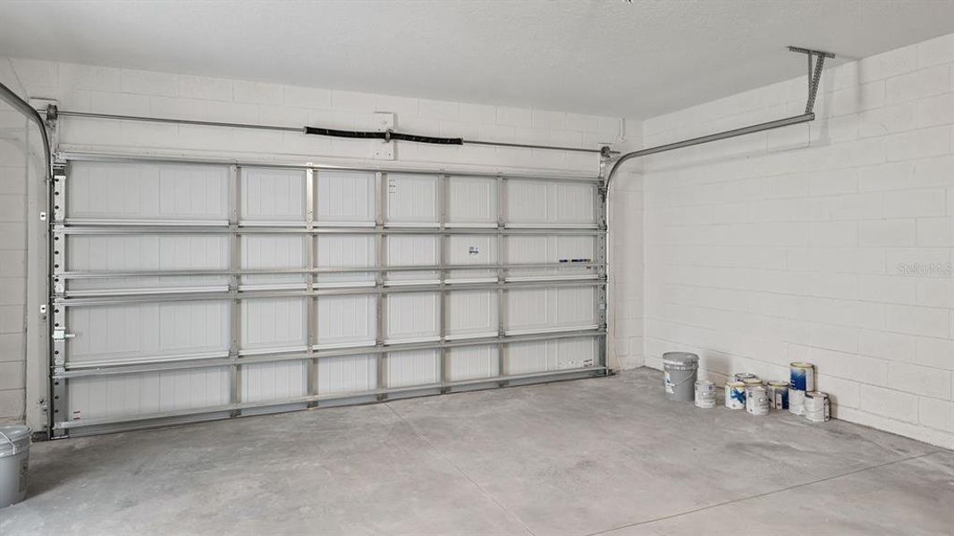 Spacious, unfurnished interior of a new home in Cascades, Davenport (Image 17).