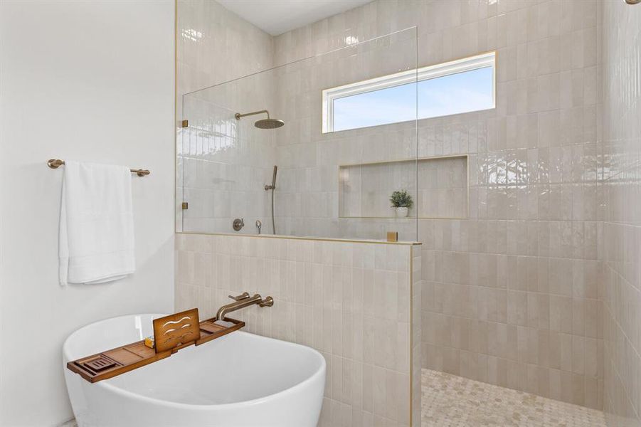 Furnished interior view inside a new home in , Robinson (Image 38).