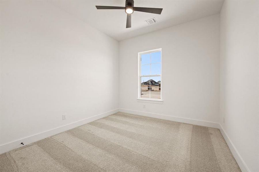 Spacious, unfurnished interior of a new home in Settlers Glen, New Fairview (Image 36).