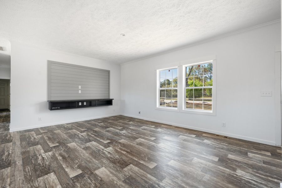 Spacious, unfurnished interior of a new home in , Harleyville (Image 13).