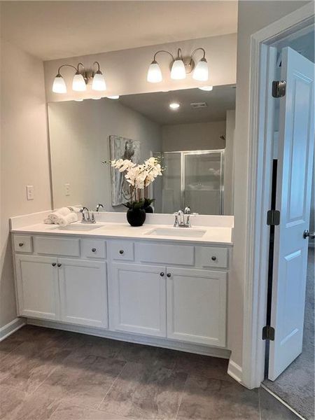 Furnished interior view inside a new home in Reeves Park, Stockbridge (Image 10).