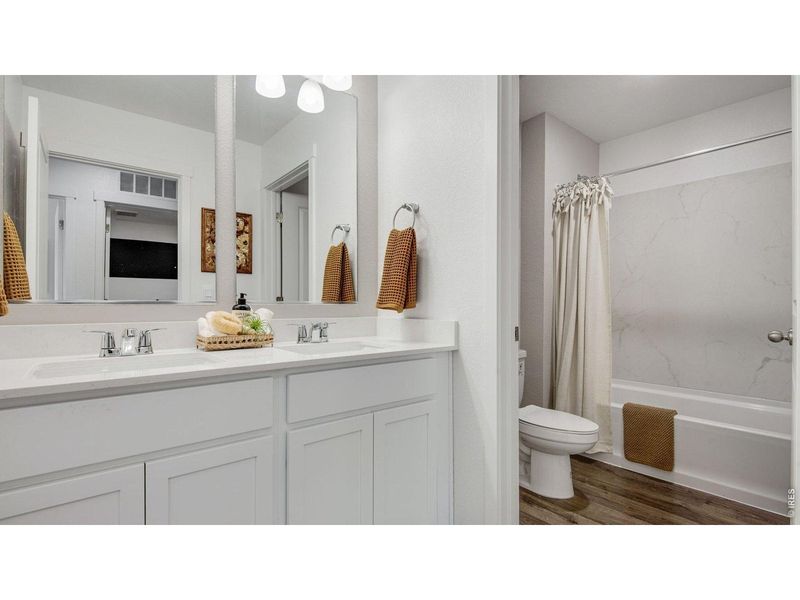 Furnished interior view inside a new home in Prairie Song, Windsor (Image 34).